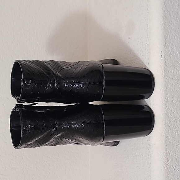 Circus by Sam Edelman Black Croc Boots. Size 7 - Picture 3 of 6